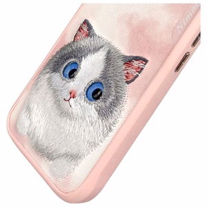 Nimmy Big Eyed Pet 2.0 Dėklas telefonui iPhone 16 - rožinis