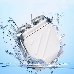 MZXZ021 Metz Traveller Shaver,  White.