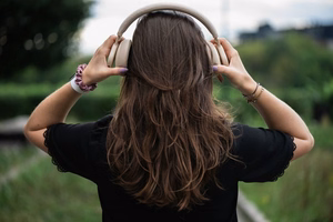 FORCELL F-AUDIO Touch Beat belaidės ausinės bluetooth ANC smėlinės