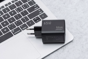 BLUE STAR kelioninis įkroviklis GaN 4A 65W 2 x Type C + USB A PD QC4.0 VT-43 juodas