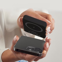 SBS TEBB5000MAG1CK Belaidė išorinė baterija 5000 mAh USB-C, suderinama su MagSafe - juoda