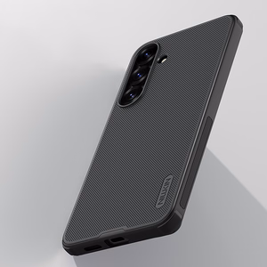 Nillkin Super Frosted Shield Pro Magnetinis dėklas telefonui su MagSafe Samsung S25+ - Juodas