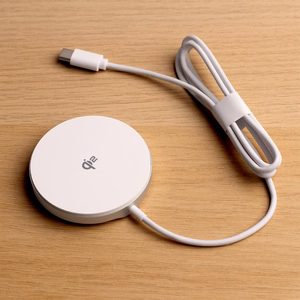 "Forever MAWC-300" magnetinis belaidis įkroviklis Qi2 15W sidabrinis