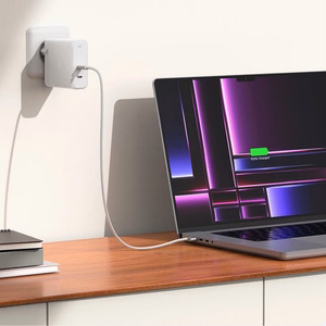 Spigen ArcStation Pro GaN-1402 2-Port 140W Sieninis įkroviklis baltas