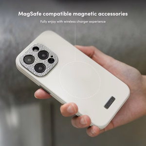 Moshi Napa MagSafe aukštos kokybės veganiškos odos dėklas, skirtas iPhone 15 Pro, „Eggnog White“ spalvos