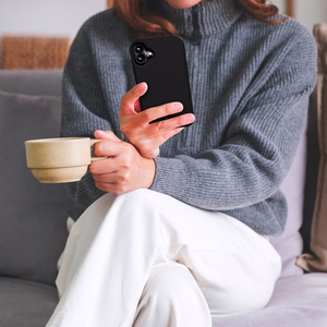 SBS Full Active D3O dėklas iPhone 16 - juodas