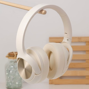 HOCO belaidės ausinės bluetooth ANC W54 pieniškai baltos