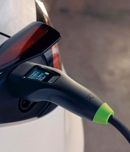 Green Cell Habu EVGC01 mobilusis elektrinių transporto priemonių įkroviklis 11 kW 7 m Type 2 CEE Wallbox juodas