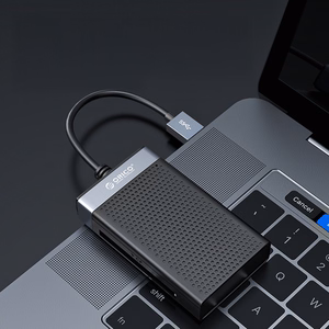 Orico CL4D-A3 atminties kortelių skaitytuvas USB-A 3.0, SD / microSD / CF / MS, 5 Gbps – juodas su sidabro spalva