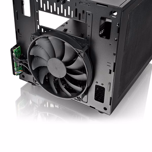 Thermaltake Core V21 Kubas Juoda