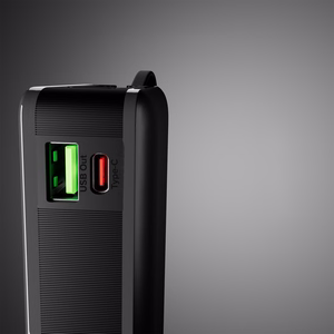 Išorinė baterija SBS 20000 mAh 20W su įmontuotu USB-C kabeliu ir skaitmenine indikacija - juoda