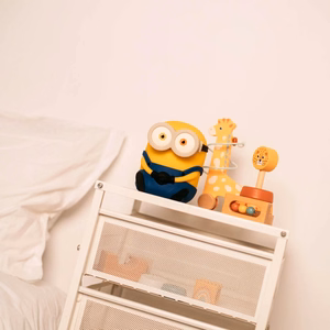 Minions Bobo minkštas silikoninis LED naktinis šviestuvas vaikams, 15 cm