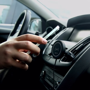 Forever car holder for air vent MACH-300 magnetic with wireless charging black Qi2 15W