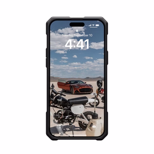 UAG Monarch Pro чехол с MagSafe для iPhone 15 Plus - чёрный карбон