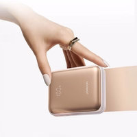 Išorinė baterija Joyroom "JR-PBF17" auksinė 10000mAh 22.5W (PD / QC3.0) + integruoti "Type-C" ir "Lightning" laidai