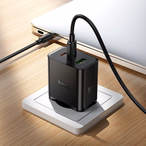 telefono įkroviklis Hoco 2x USB C + USB A QC3.0 PD 3A 65W + duomenų laidas USB C to USB C N75 juodas