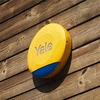 „Yale“ išmaniosios signalizacijos pradinis rinkinys 6 elementai - valdymo blokas, sirena, klaviatūra, nuotolinio valdymo pultas, judesio jutiklis, langų/durų jutiklis