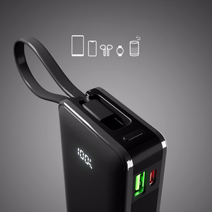 Išorinė baterija SBS 10000 mAh 20W su įmontuotu USB-C kabeliu ir skaitmenine indikacija - juoda