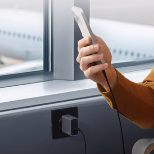 Cuktech CUKAD653EUGR 65W GaN sieninis įkroviklis 2 x USB-C 1 x USB-A - pilkas