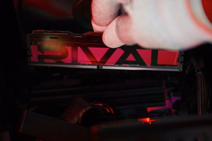 DDR4 16GB 3200MHz UDIMM goodram RIVAL švytinti raudona