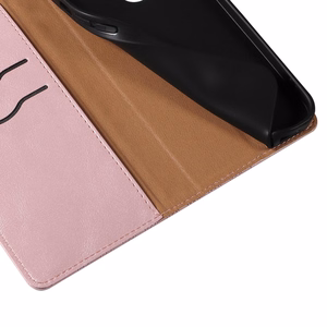 Magnetinis dėklas telefonui Samsung Galaxy S22+ (S22 Plus) su dirželiu, pinigine ir mažu pakabuku - rožinis