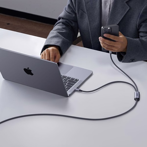 Ugreen 2in1 USB-C laidas - 2xUSB-C PD 140W 2m - juodas