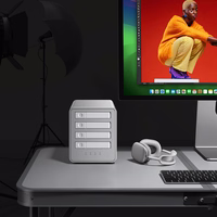 "Orico" 8848U4 DAS serijos 4 lizdų M.2 NVMe SSD diskų masyvas - baltas