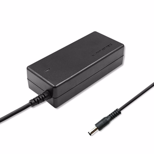 Qoltec 51516.90W Maitinimo adapteris „Dell“ 90W | 19,5 V | 4.62A | 4,5 * 3,0 + kaištis | + maitinimo laidas