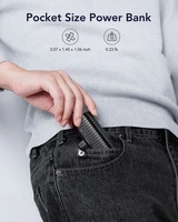 VEGER išorinė baterija 5000 mAh su įmontuotu jungtimi Lightning PlugOn PD QC3.0 3A 20W W0558P juoda