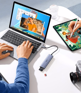 Ugreen CM511 20956A 6in1 šakotuvas USB-C - HDMI / 3x USB-A 3.0 / SD/TF kortelių skaitytuvas - pilkas