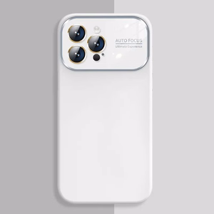 Minkštas silikoninis dėklas objektyvui Iphone 15 Plus balta