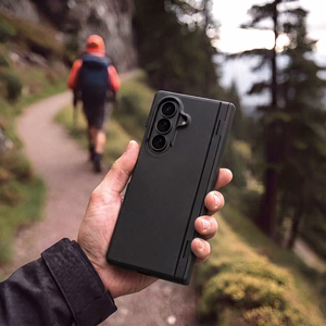 Tech-Protect Kevlar Aura dėklas, skirtas Samsung Galaxy Z Fold 8 Ultra, suderinamas su MagSafe – juodas