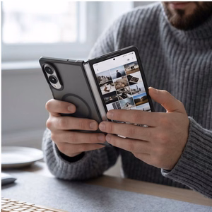 Tech-Protect Magmat MagSafe dėklas Samsung Galaxy Z Fold 7 / 8 Ultra, matinės juodos spalvos