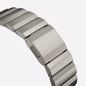 TECH-PROTECT STEELBAND APPLE WATCH 4 / 5 / 6 / 7 / 8 / 9 / SE / ULTRA 1 / 2 (42 / 44 / 45 / 49 MM) TITANINIS