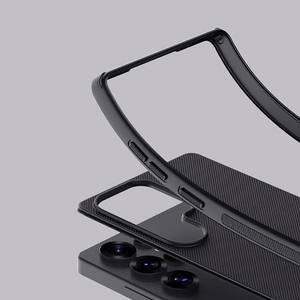 Nillkin Super Frosted Shield Pro Magnetinis dėklas telefonui su MagSafe Samsung S25 Ultra - Juodas
