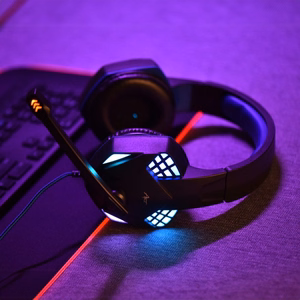 Проводные игровые наушники ART Jack 3,5 mm / USB A с микрофоном G11 чёрные