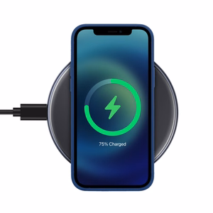 Crong PowerSpot Qi 15 W USB-C belaidis įkroviklis su grūdinto stiklo danga, „Shadow Black“ spalvos