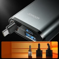 Joyroom JR-CCL07 3 viename automobilinis įkroviklis su įmontuotu ištraukiamu kabeliu - tamsiai pilkas