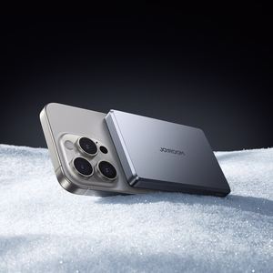 Внешний аккумулятор Joyroom JR-PBM08 Pro 22,5 Вт 10000 мА·ч с беспроводной зарядкой и 2 x USB-C — серый