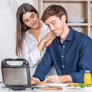 Black+Decker BXSA753E sumuštinių skrudintuvas