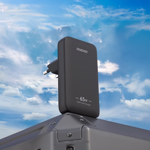 Dudao A65Q 65W GaN kelioninis sieninis įkroviklis USB-A / USB-C PD itin plonas EU / US – juodas