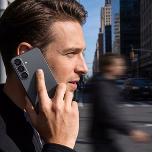 AR+AF Полностью металлическое закаленное стекло для SAMSUNG S26 черный