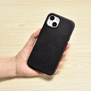 Чехол iCarer Oil Wax Premium Leather для iPhone 14 Plus магнитный кожаный с MagSafe чёрный