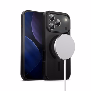 Crong Hybrid Frost MAG Cover MagSafe dėklas, skirtas iPhone 17 Pro, juodas