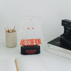 Stranger Things Bad To The Bone LED naktinė lempa, 16 × 24 cm