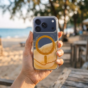 Su MagSafe suderinamas Golden dėklas iPhone 15, auksinis