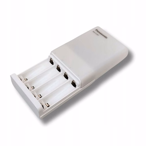 Panasonic Eneloop Smartplus BQ-CC87 / BQ-CC87USB – buitinių akumuliatorių įkroviklis, maitinamas per USB