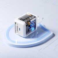 Joyroom JR-TCL06 67W GaN sieninis įkroviklis su įmontuotu ištraukiamu USB-C kabeliu - baltas