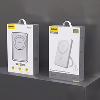 Dudao K28S 20W PD 5000mAh Išorinė baterija su Magnetine funkcija ir stovu - sidabrinė