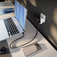 Adapteris iš Schuko/DE sieninio kištuko į universalų kištuką